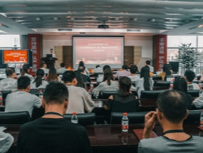 扬子江药业集团第四十四次华体会平台海汇第三十一届“质量品牌·安全环保月”动员大会圆满召开